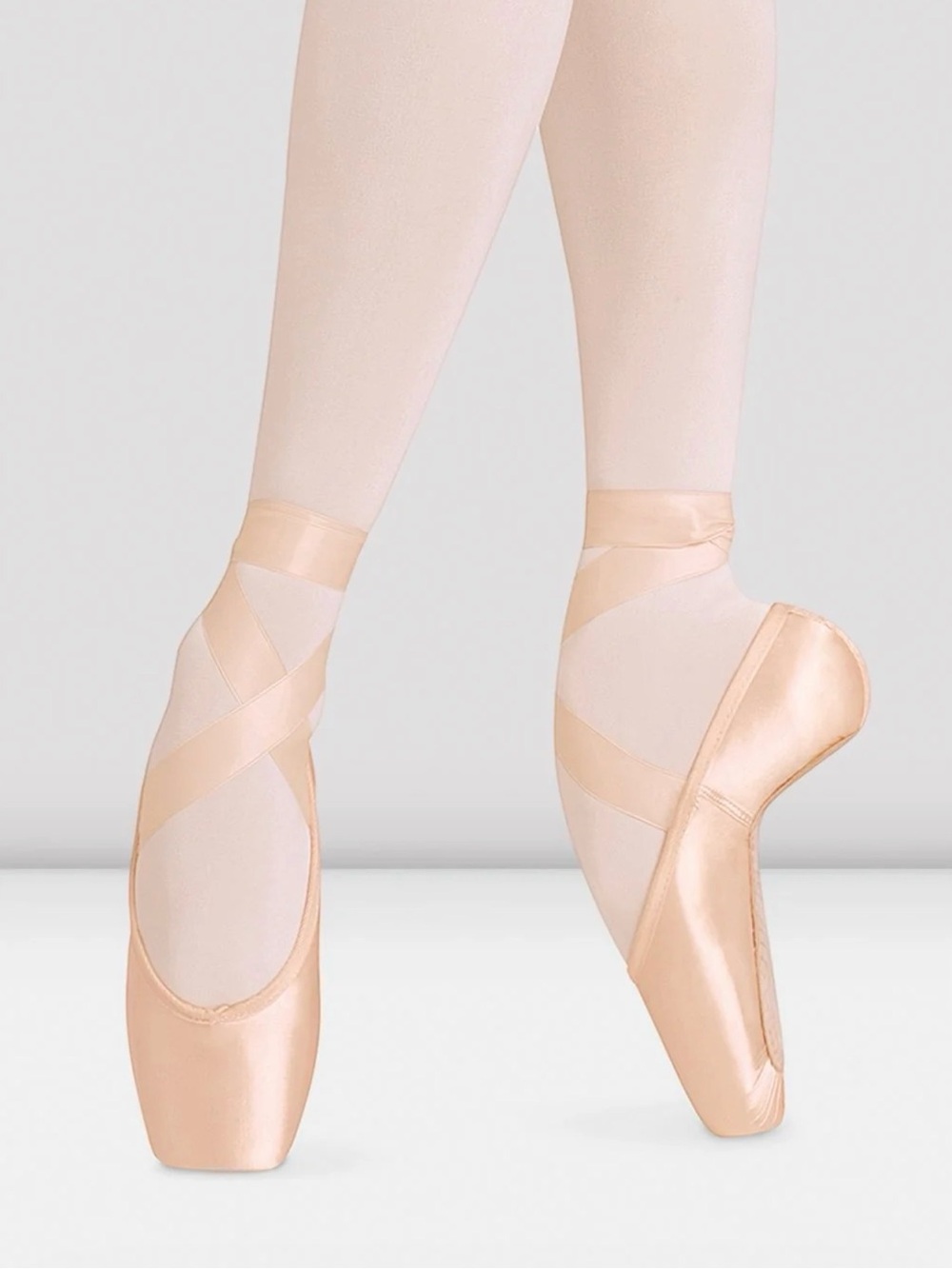 NWT Bloch European Balance Pointe Shoes - Pink Satin - 4.5XX